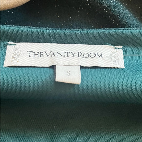 The Vanity Room  Emerald Green Dress - Picture 11 of 12